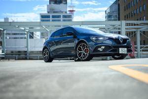 Renault Megane R.S. Trophy 2018 года  (JP)